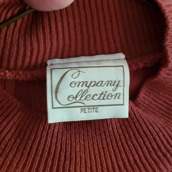 💘3 for $10💘 Short Sleeve Sweater - Picture 4 of 4